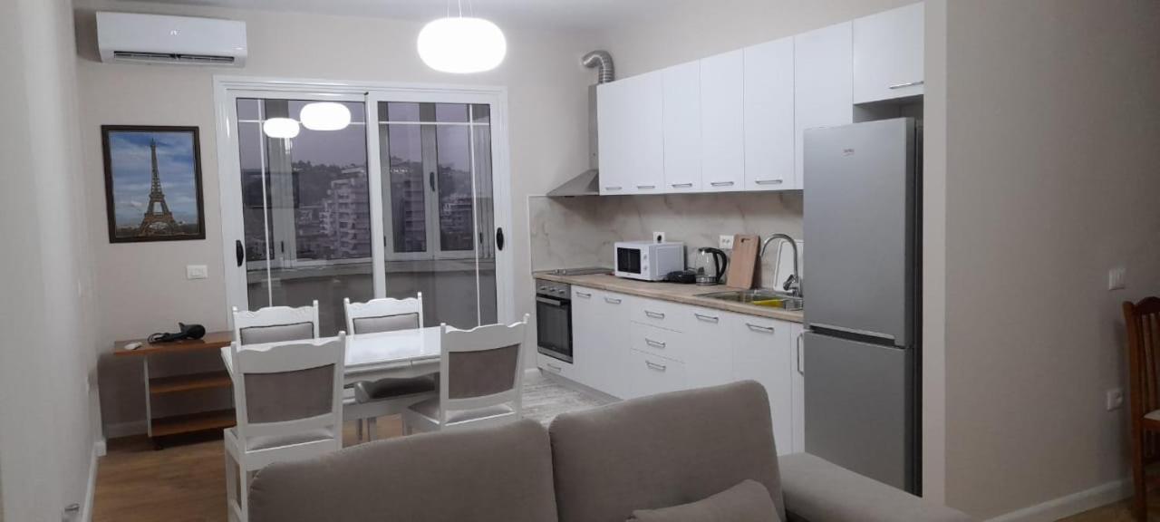 Odri Apartment Vlorë Exteriör bild